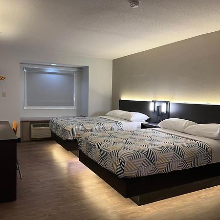 Motel 6 Indianapolis Carmel Екстериор снимка