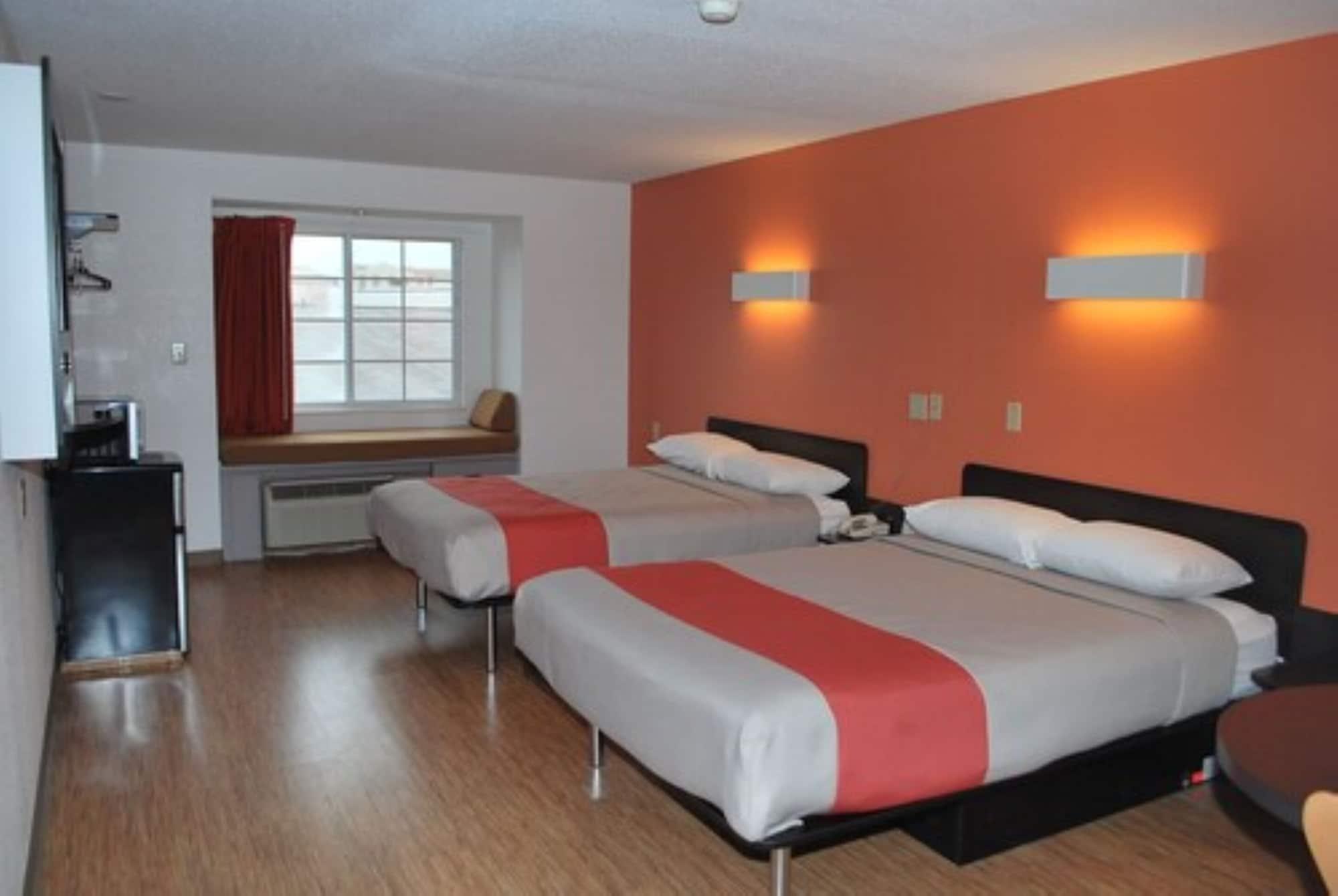 Motel 6 Indianapolis Carmel Екстериор снимка
