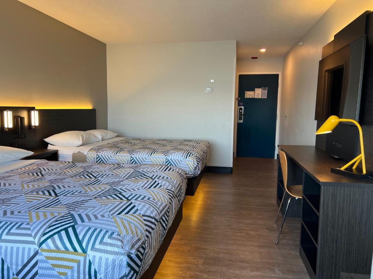 Motel 6 Indianapolis Carmel Екстериор снимка
